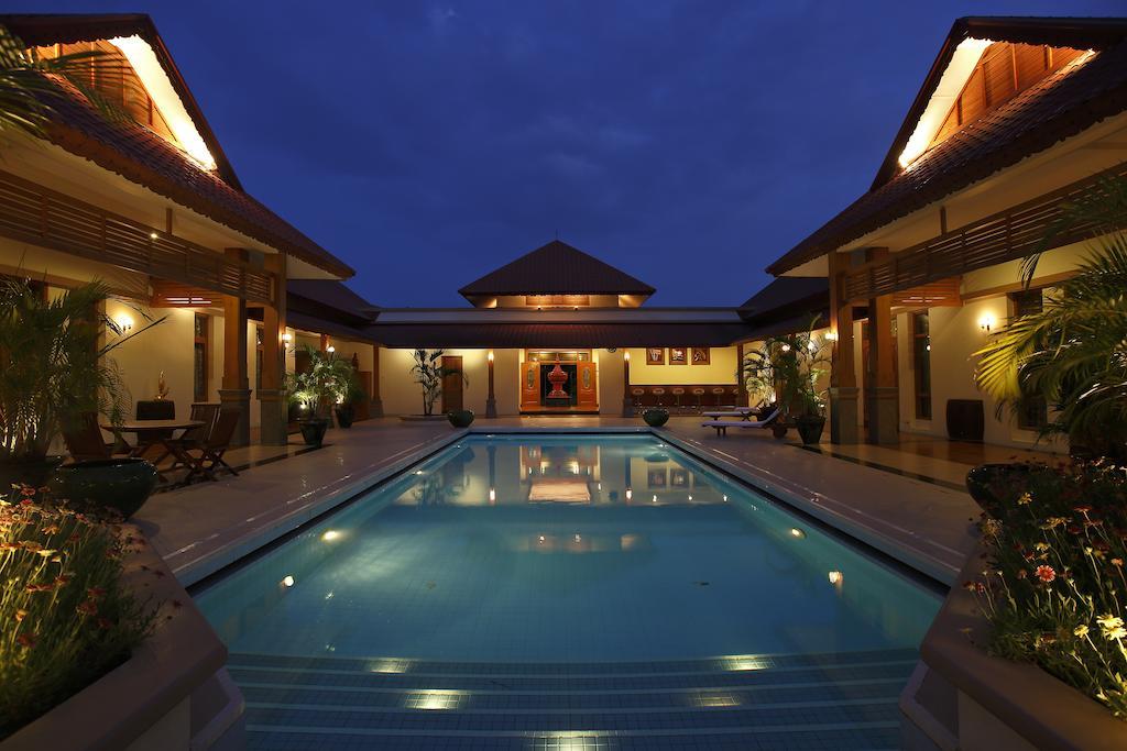 Myat Taw Win Hotel Naypyidaw Exterior photo